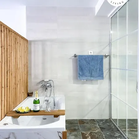 Amorosa By Babiniliving *