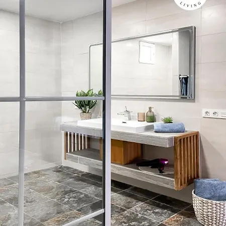 Apartment Amorosa By Babiniliving